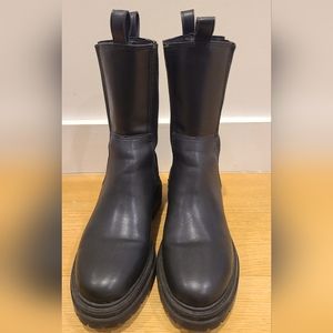 Steve Madden boots size 7.5